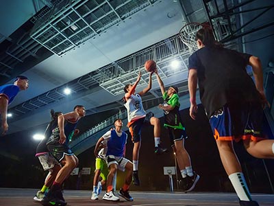 里奇蒙德大学马萨诸塞大学免费直播