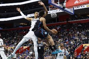 此消彼长！活塞爆冷不敌篮网跌至联盟第三 马刺升至联盟第二