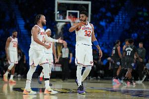 唐斯：和布伦森化学反应很棒 挡拆外弹投篮打开了新的进攻通道