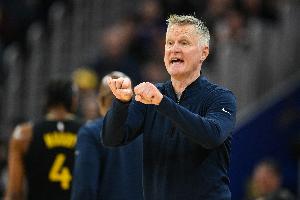 Siegel：勇士客场输给因摆烂罚款50万美元的球队 无疑会打击士气