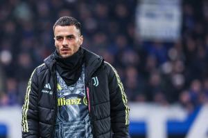 意媒：科斯蒂奇可能今夏自由身离开尤文图斯，佛罗伦萨有意