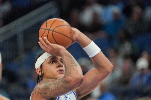 好起来了！班凯罗本月两次以70+%命中率砍下30+ 其余人0次