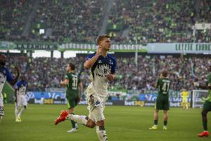 世体：如果克里斯滕森不续约，巴萨将考虑引进武什科维奇