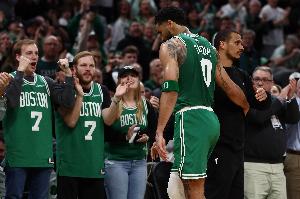 普理查德：复出后的塔图姆不可思议 他在做的事没几个人能做到