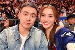 赵继伟更博晒出全明星系列照：第8次全明星 看到了很多年轻的面孔