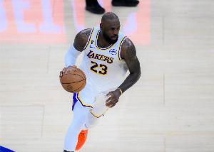 老詹追纪录？弗莱：詹姆斯总决赛所有数据都领先所有人 这没法追