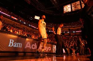 老瑞秋：真希望巅峰库里有阿德巴约这待遇 那样他能破多少纪录？