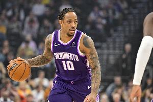 总得分超邓肯？德罗赞：这太疯狂了 我不会把这一切视为理当然