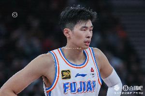 获得球权不多！邹阳6中2&罚球5中4得8分 拼抢积极抢7板1断