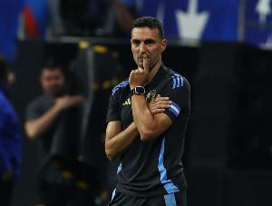 TyC：斯卡洛尼确定欧美杯的阿根廷初选名单，但担忧比赛无法举行