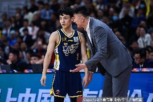 花了已经！广东三节52-72落后辽宁 本土球员仅拿6分