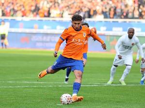 专访克雷桑：两连胜已说明一切 助攻谢文能有预谋