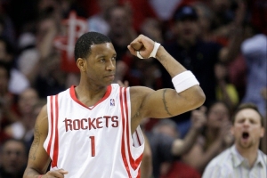 夸梅：麦迪只敢碰瓷过世的科比 有本事跟乔丹比啊 看他怼不怼你