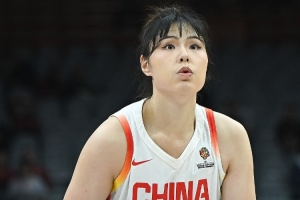 李月汝：主动和宫鲁鸣指导沟通了很多 我清楚自己在队里的定位