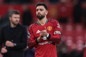 亨利：B费用脑子踢球，整场比赛都比对手快一步