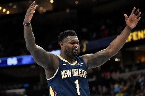 这就填平了？鹈鹕首节一度落后18分 半场结束双方战至60-60平