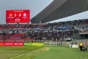 中超联赛第三轮，津门虎队做客0:3负于辽宁铁人