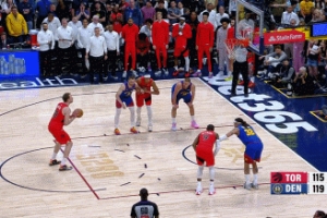 球商真在线！掘金领先4分&约基奇点球珀尔特尔 珀尔特尔两罚不中