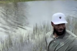 詹姆斯点评自己偶遇鳄鱼：天啊 佛罗里达州的高尔夫真不一样！