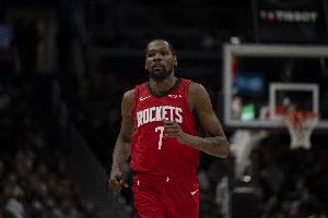 KD：赛季结束可能回顾里程碑的意义 现在专注于客场之旅和季后赛