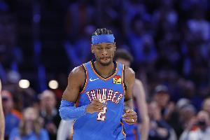 得分如喝水！亚历山大半场轻松砍下20分3助 连续131场得分20+！