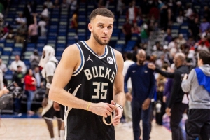 Scotto：雄鹿裁小火车是为给场均4.7分的皮特·南斯转正腾名额