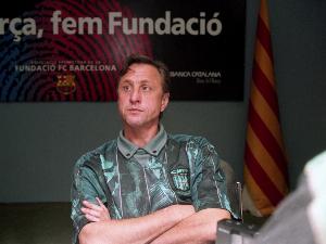 前队友：克鲁伊夫为巴萨带来全新风格 他更像加泰人而不是荷兰人