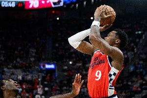 马瑟林：脚趾伤势确实影响了我的投篮 我没法用那只脚发力蹬地