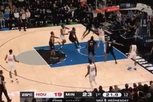 黄雀在后！麦克丹尼尔斯跟防杜兰特 垂直上升送后者钉板大帽