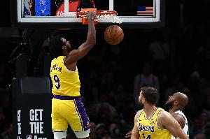 雷迪克：过去三四周 布朗尼在备战方面是我们的最佳球员