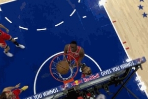 缺席13场比赛后复出！恩比德开场6分钟予取予求连得15分！