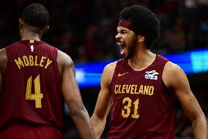 防守不必太担心？骑士本赛季对阵进攻前10球队 防守效率联盟第3