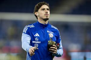 官方：阿根廷前锋帕尼切利右膝受伤，记者称赛季报销无缘世界杯