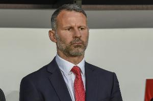 吉格斯：有15年左右很怕弗爵，他直到我三十八九岁才对我温和起来