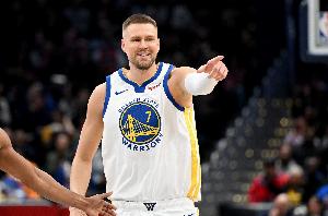 今天要爆！波津开场4分多钟7中4&三分4中3 已经砍下11分