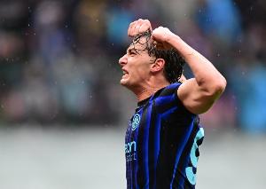 迪纳塔莱：我会让埃斯波西托首发出战波黑，重要的是晋级世界杯