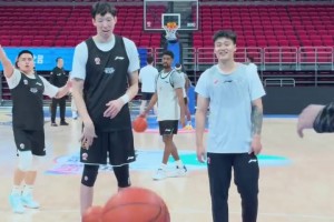 斯普利特：很高兴韦斯利打出精彩一球！瀚森终结也很漂亮！