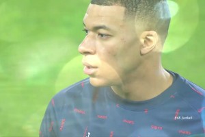 看着他一步步的蜕变！姆巴佩巴黎时期的恐怖冲击力！