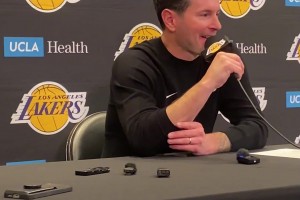 字母哥谈阿德巴约罚43个球：方式不重要，拿到了83分最重要！没人会记得细节