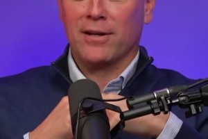 欧文：我认为利物浦是英超中最强的球队