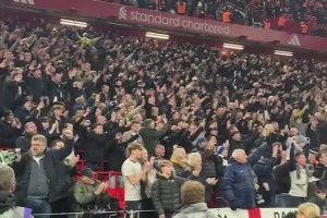 能否一扫颓势？赛后依然坚守着的远征热刺球迷！