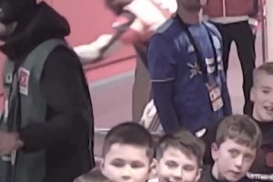 走错门啦！拜仁铁卫塔客战勒沃库森，下意识走向老东家更衣室