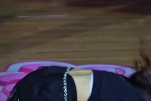 「誰說球賽無聊」 魅魔狐仙不讓你睡