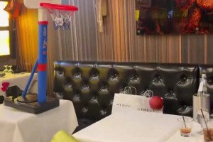 太硬核了 防守还是得看克莱！