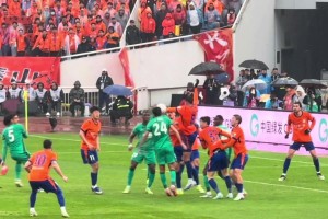 足协评议确认漏判！现场视角再看京鲁大战争议手球未判点