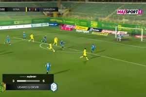 门将：我要验牌！一脚诡异的弹地球让门将直接看傻了