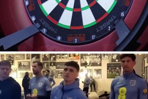 幸亏拍下来了！飞镖大师福登上线了！