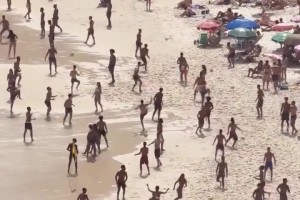 单向组合成员：德布劳内是我最喜欢的球员，想把他灌醉！