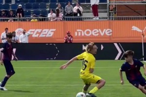 巴萨的8号球衣是真有说法，记住这个名字：雨果·加尔迪亚诺